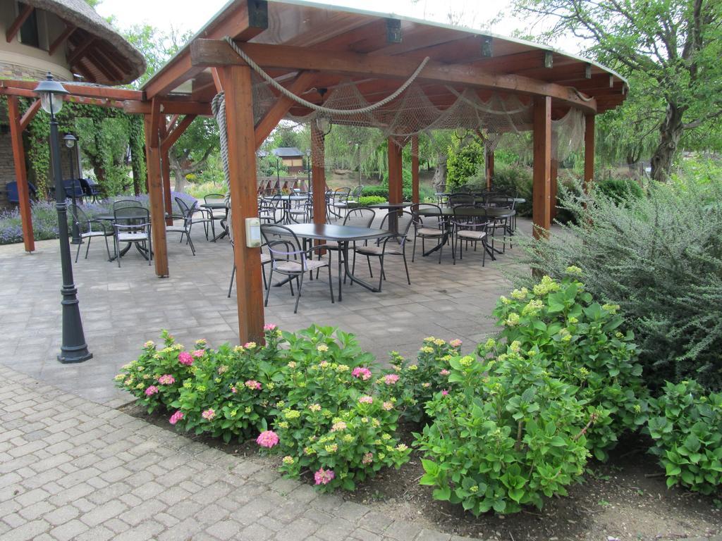Penzion Eko Park Piestany Εξωτερικό φωτογραφία